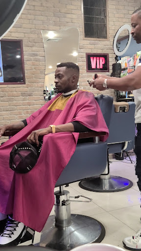 Barber Shop «Vip Style Barber Shop», reviews and photos, 3801 E Tremont Ave, Bronx, NY 10465, USA