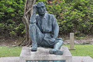 Yoichi Hatta Statue image