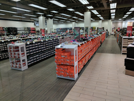 Shoe Store «Off Broadway Shoe Warehouse», reviews and photos, 125 Great Mall Dr, Milpitas, CA 95035, USA