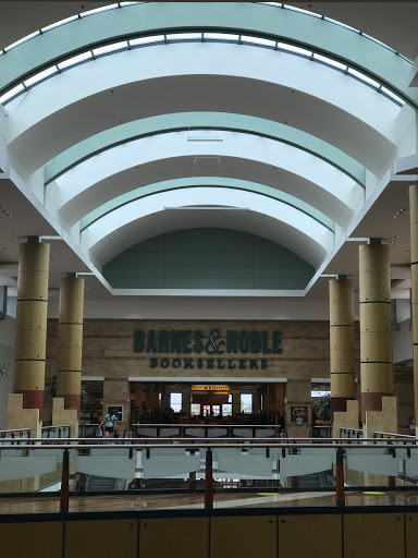 Book Store «Barnes & Noble», reviews and photos, 113 W County Center, Des Peres, MO 63131, USA