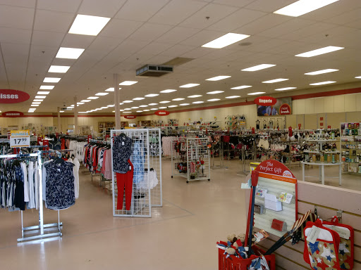 Department Store «Burkes Outlet», reviews and photos, 204 Thompson St, Hendersonville, NC 28792, USA