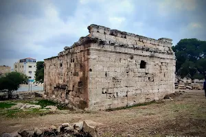 Roman Mausoleum (Qasr an-Nuwayjis) image