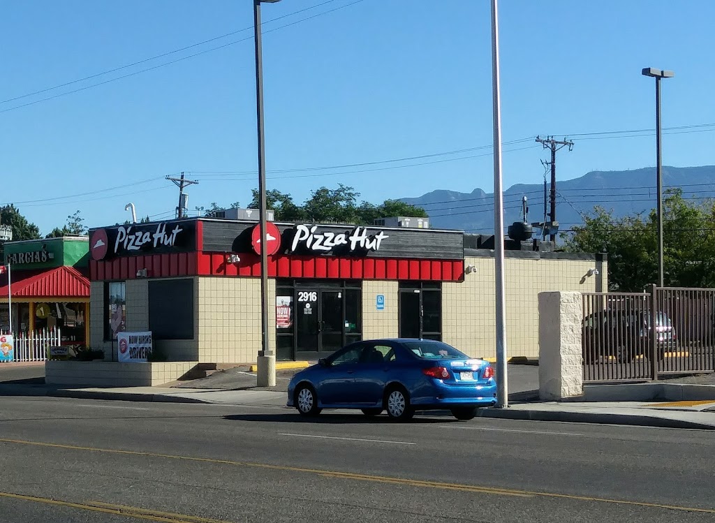 Pizza Hut 87109