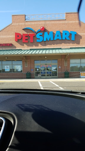 Pet Supply Store «PetSmart», reviews and photos, 1331 Nixon Dr, Moorestown, NJ 08057, USA