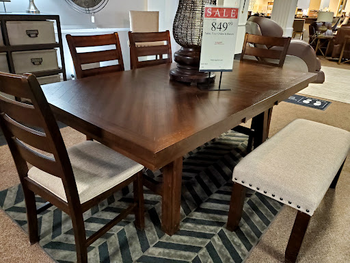 Furniture Store «Mor Furniture for Less», reviews and photos, 8301 S 180th St, Kent, WA 98032, USA