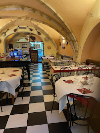 Atmosphère du Restaurant français La Table des Halles à Chaumont - n°2