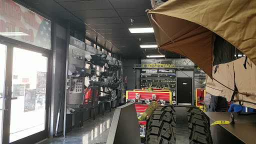 Truck Accessories Store «4 Wheel Parts - Fresno», reviews and photos, 4326 N Blackstone Ave, Fresno, CA 93726, USA