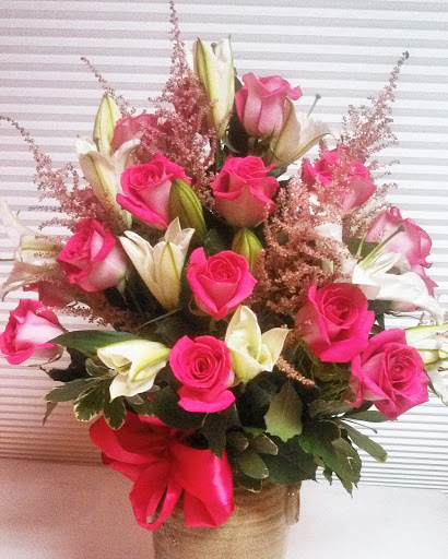 Florist «Beautiful Blooms Florist», reviews and photos, 798A Yonkers Ave, Yonkers, NY 10704, USA