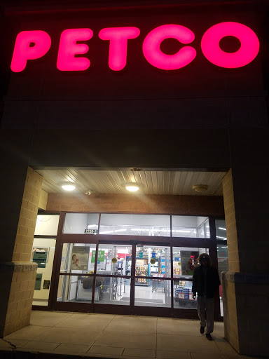 Pet Supply Store «Petco Animal Supplies», reviews and photos, 2230 Marlton Pike W #3, Cherry Hill, NJ 08002, USA