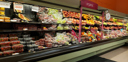 Grocery Store «Hannaford Supermarket», reviews and photos, 77 Derry Rd, Hudson, NH 03051, USA