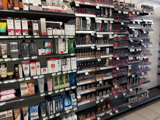 Beauty Supply Store «Sally Beauty», reviews and photos, 6929 J.F.K. Blvd #21, North Little Rock, AR 72116, USA