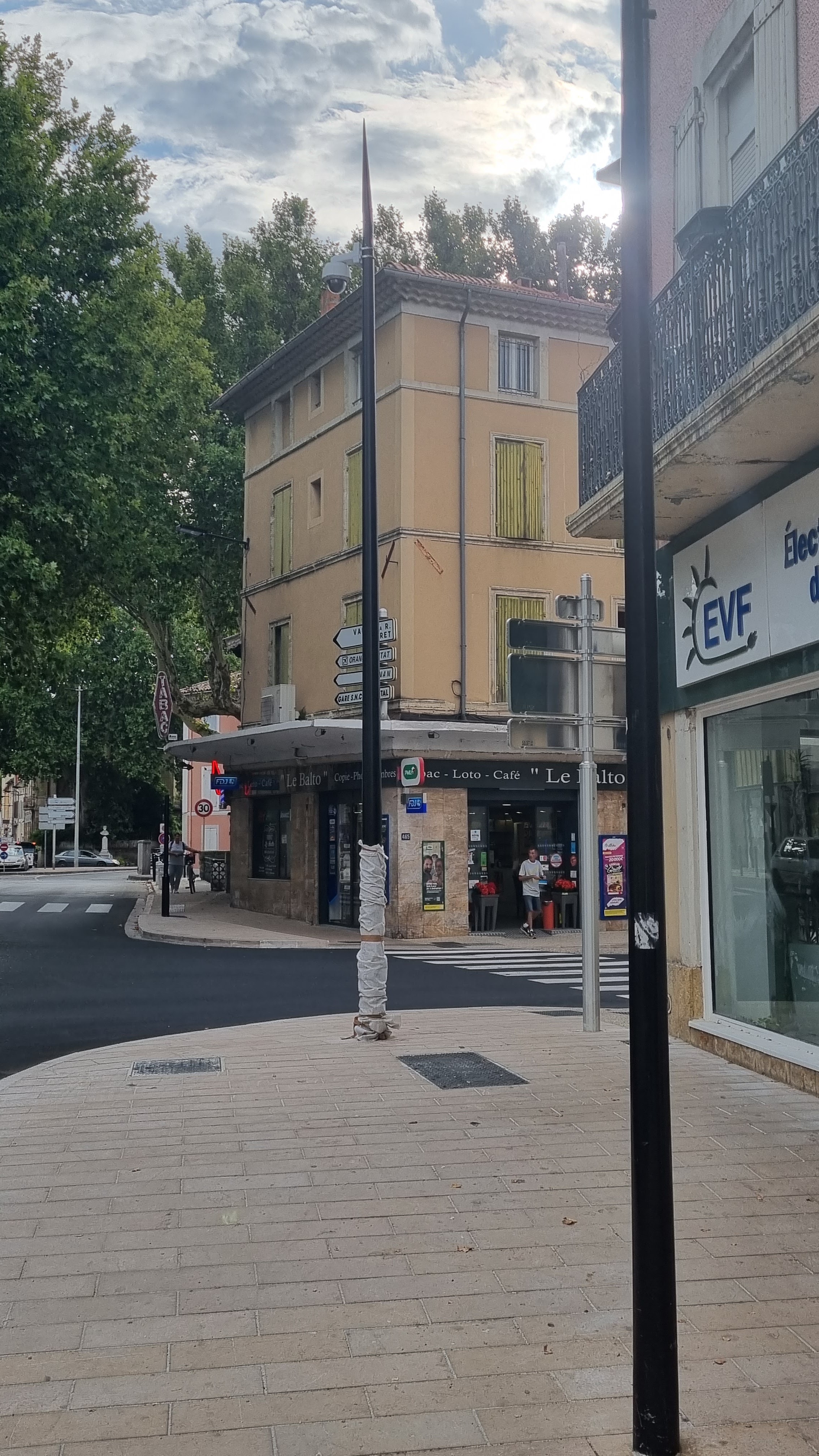 Photo n° 1 de l'avis de Mina.a fait le 17/08/2023 à 07:05