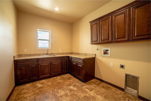 Flooring Store «A & R Home Products», reviews and photos, 201 E Union Ave, Las Cruces, NM 88001, USA