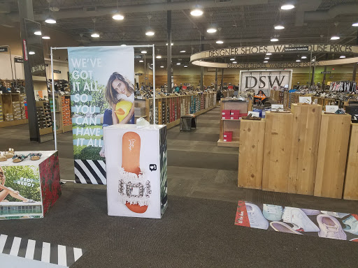 Shoe Store «DSW Designer Shoe Warehouse», reviews and photos, 3665 Washtenaw Ave, Ann Arbor, MI 48104, USA