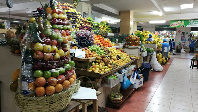 Opiniones de Mercado Cerrado Latacunga en Latacunga - Centro comercial