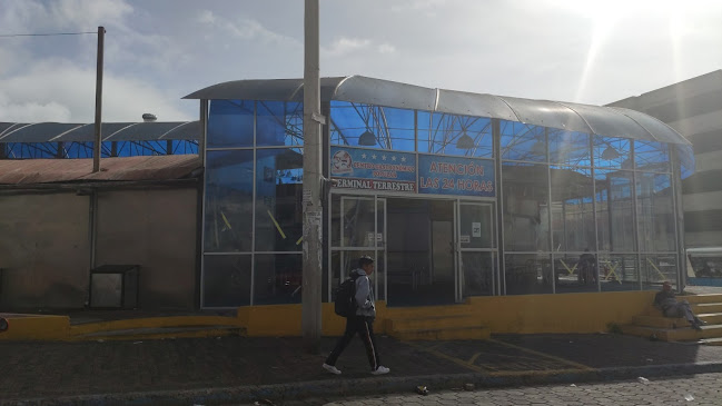 Opiniones de Centro Gastronómico Popular Terminal Terrestre en Riobamba - Restaurante