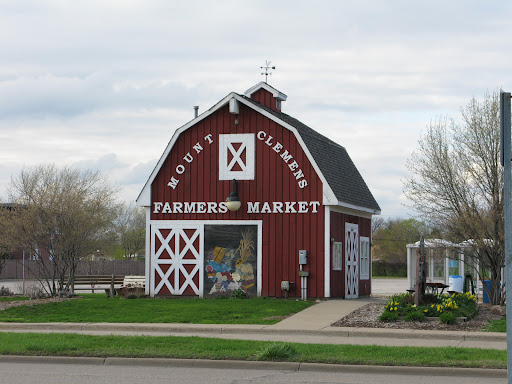 Mt Clemens farmers Market, 135 N River Rd, Mt Clemens, MI 48043, USA, 