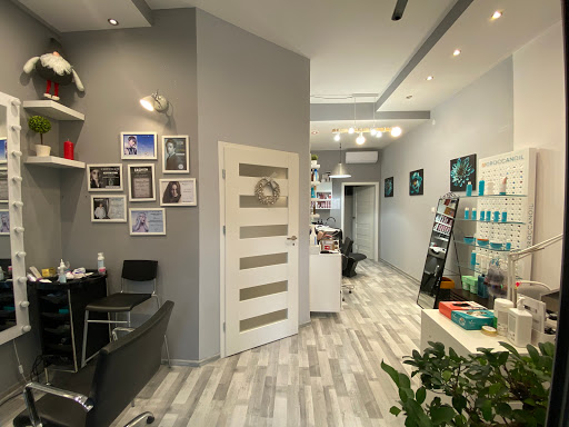 Salon fryzjersko - kosmetyczny Esthetic Room