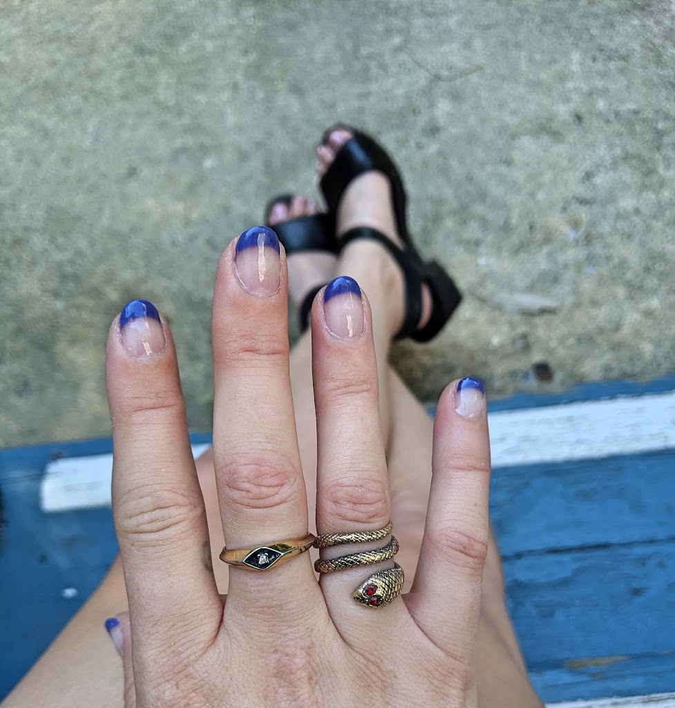 Q Nails 70518