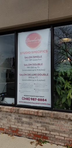 Beauty Salon «Cutz Hair Salon», reviews and photos, 2956 S Rochester Rd, Rochester Hills, MI 48307, USA