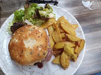 Hamburger végétarien du Restaurant Le Petit Bouchon de la Place à Lyon - n°1