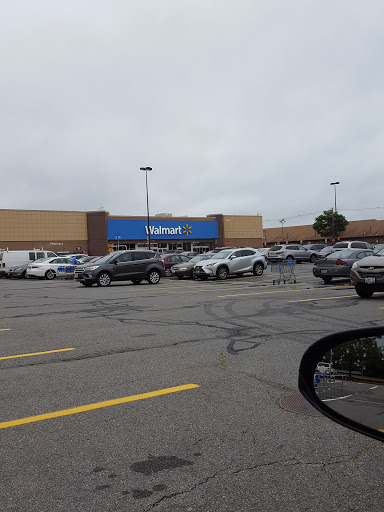 Discount Store «Walmart», reviews and photos, 1180 Fall River Ave, Seekonk, MA 02771, USA