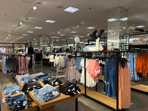 Department Store «Nordstrom Broadway Plaza in Walnut Creek», reviews and photos, 1200 Broadway Plaza, Walnut Creek, CA 94596, USA