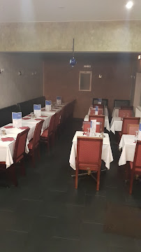 Atmosphère du Restaurant Le Charitois à La Courneuve - n°2