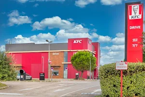 KFC TROYES LA CHAPELLE image