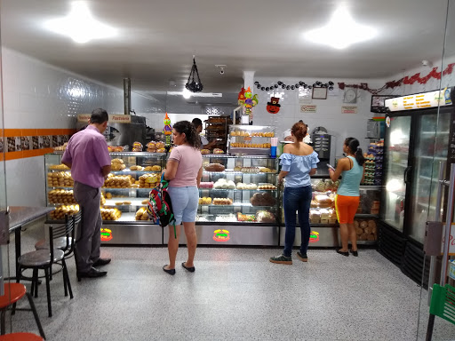 Prada stores Bucaramanga