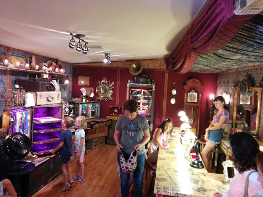 Toy Store «Dinosaur Farm», reviews and photos, 1510 Mission St, South Pasadena, CA 91030, USA