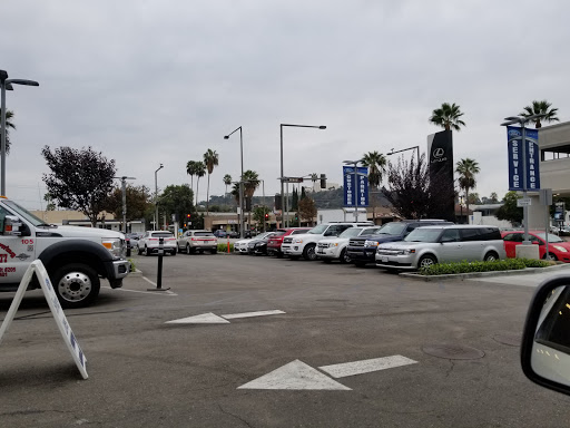 Car Dealer «Star Ford Lincoln», reviews and photos, 1101 S Brand Blvd, Glendale, CA 91204, USA