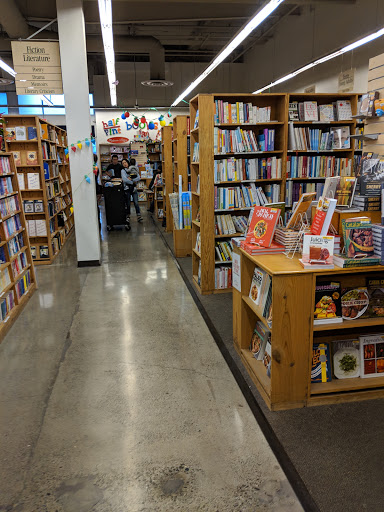 Book Store «Half Price Books», reviews and photos, 39152 Fremont Hub, Fremont, CA 94538, USA