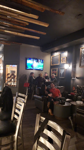 Cigar Shop «Executive Cigar Shop & Lounge», reviews and photos, 837 E New Haven Ave, Melbourne, FL 32901, USA