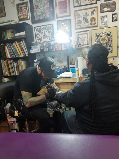 Tattoo Shop «Heroes & Ghosts Tattoo», reviews and photos, 3035 W Cary St, Richmond, VA 23221, USA