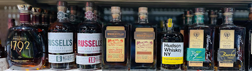 Liquor Store «Liquor & Tobacco Depot», reviews and photos, 570 N Schmale Rd, Carol Stream, IL 60188, USA