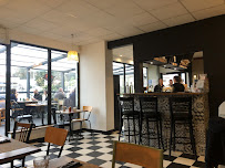 Atmosphère du Restaurant L'Atelier Burger & bagel à Craponne - n°1