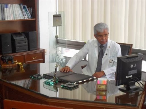 Dr. Ismael Guizar Robles - Cirujano Oncologo