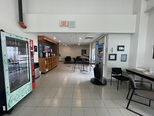 Honda Dealer «Honda BMW of Champaign», reviews and photos, 100 Burwash Ave, Savoy, IL 61874, USA