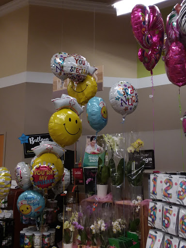 Grocery Store «Butera Market», reviews and photos, 1175 W Spring St, South Elgin, IL 60177, USA