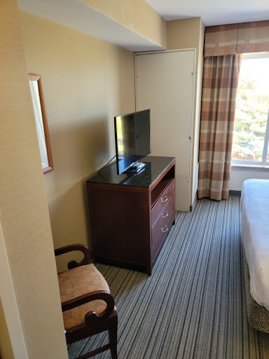 Hotel «Hilton Garden Inn Winchester», reviews and photos, 120 Wingate Dr, Winchester, VA 22601, USA