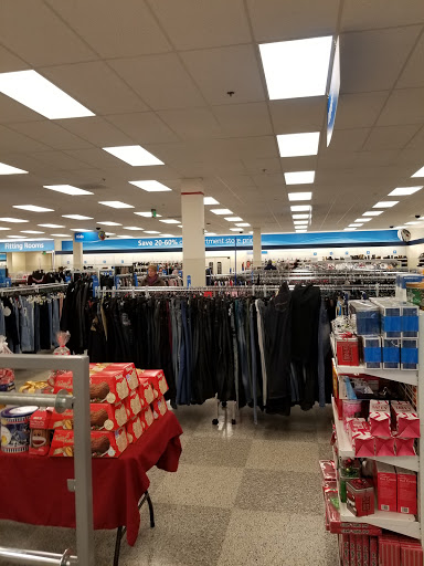 Clothing Store «Ross Dress for Less», reviews and photos, 1316 Butterfield Rd, Downers Grove, IL 60515, USA