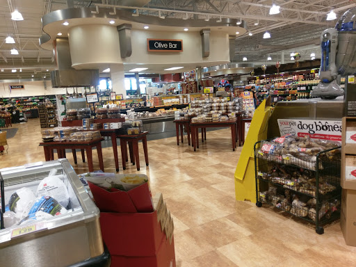 Grocery Store «Harris Teeter», reviews and photos, 3501 Oleander Dr, Wilmington, NC 28403, USA