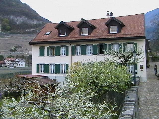 Rezensionen über Raoul et Stefanie Moret, vin d'Aigle (ouvert samedi matin ou sur rendez-vous) in Monthey - Spirituosengeschäft