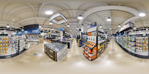 Micro Center image