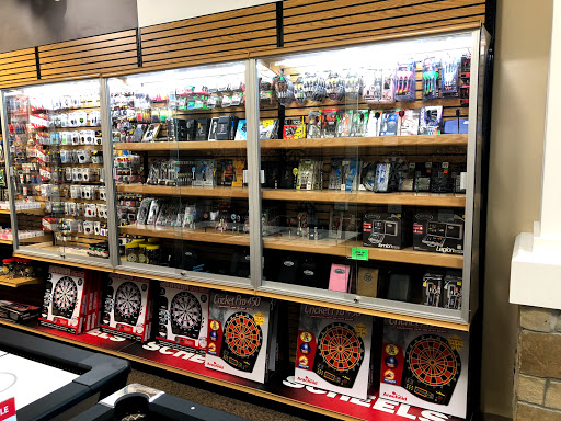 Sporting Goods Store «SCHEELS», reviews and photos, 6503 W 135th St, Overland Park, KS 66223, USA