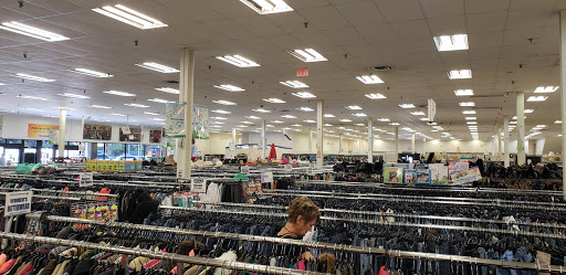 Thrift Store «Goodwill Central St. Petersburg Store», reviews and photos