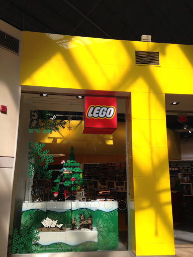 The LEGO Store, 12801 W Sunrise Blvd #1011, Sunrise, FL 33323, USA, 
