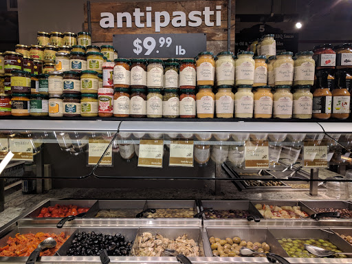 Supermarket «Foodcellar & Co.», reviews and photos, 43-18 Crescent St, Long Island City, NY 11101, USA