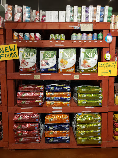 Pet Supply Store «Green Dog Pet Supply», reviews and photos, 4327 NE Fremont St, Portland, OR 97213, USA